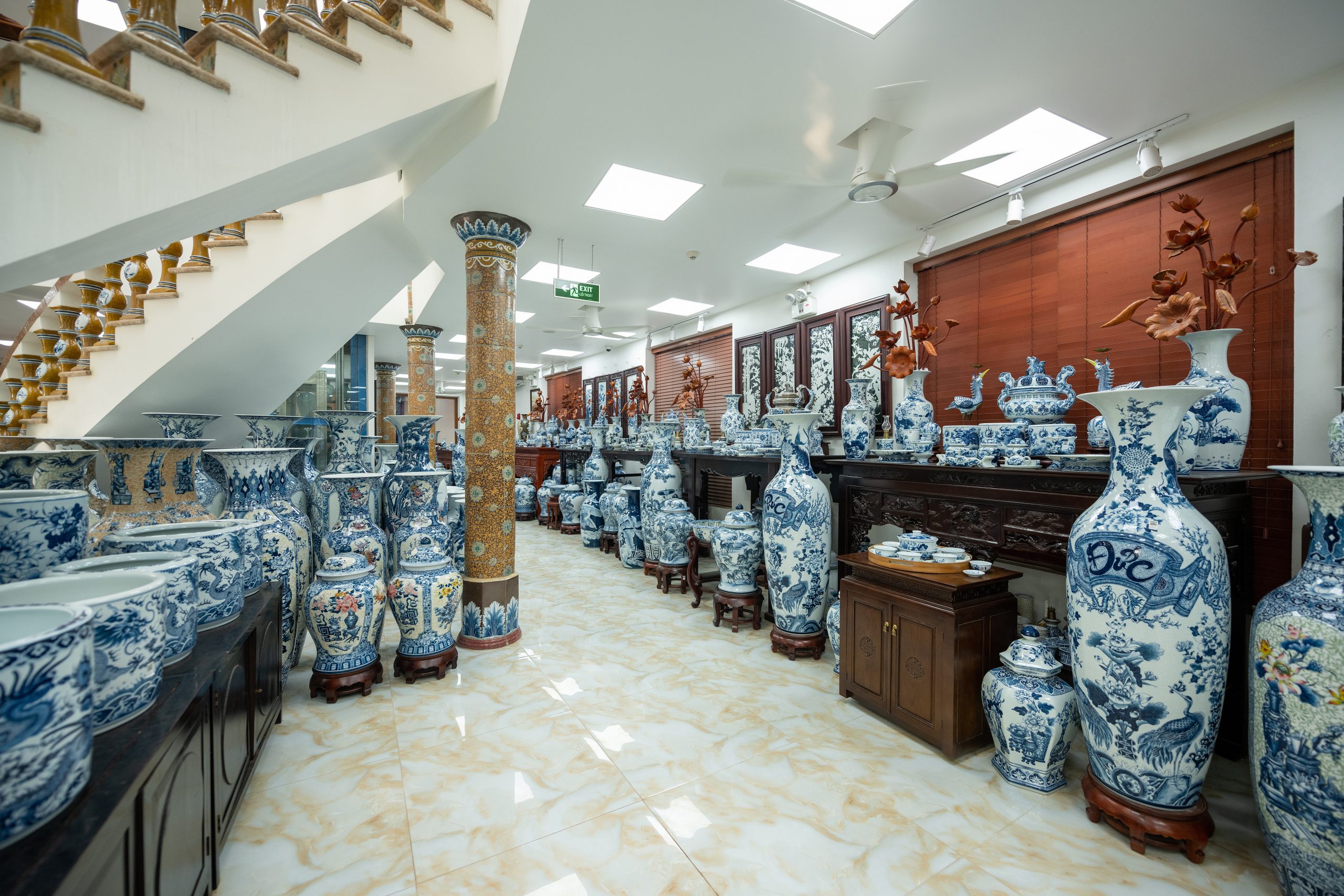 gốm sứ lộc bình