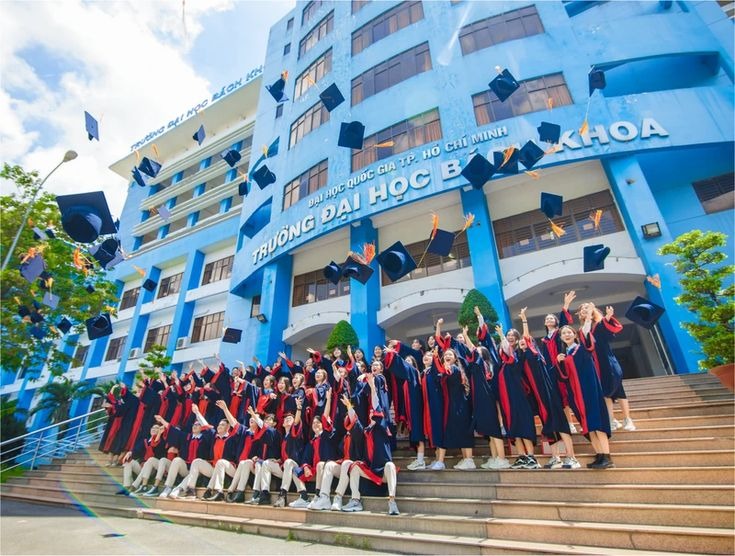 Lòng yêu nước - Ra Sức học tập và rèn luyện