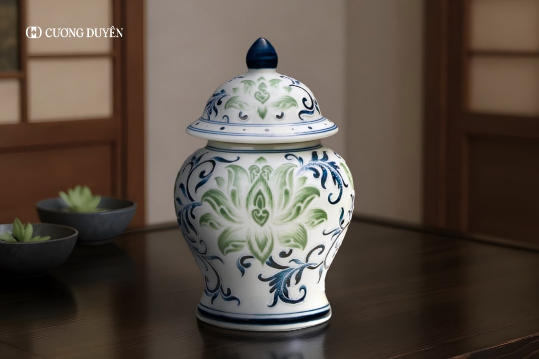 chóe sứ thờ