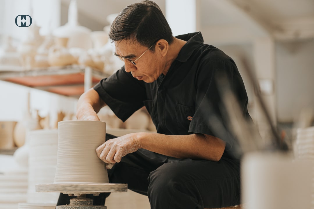 Tặng bình gốm có ý nghĩa gì