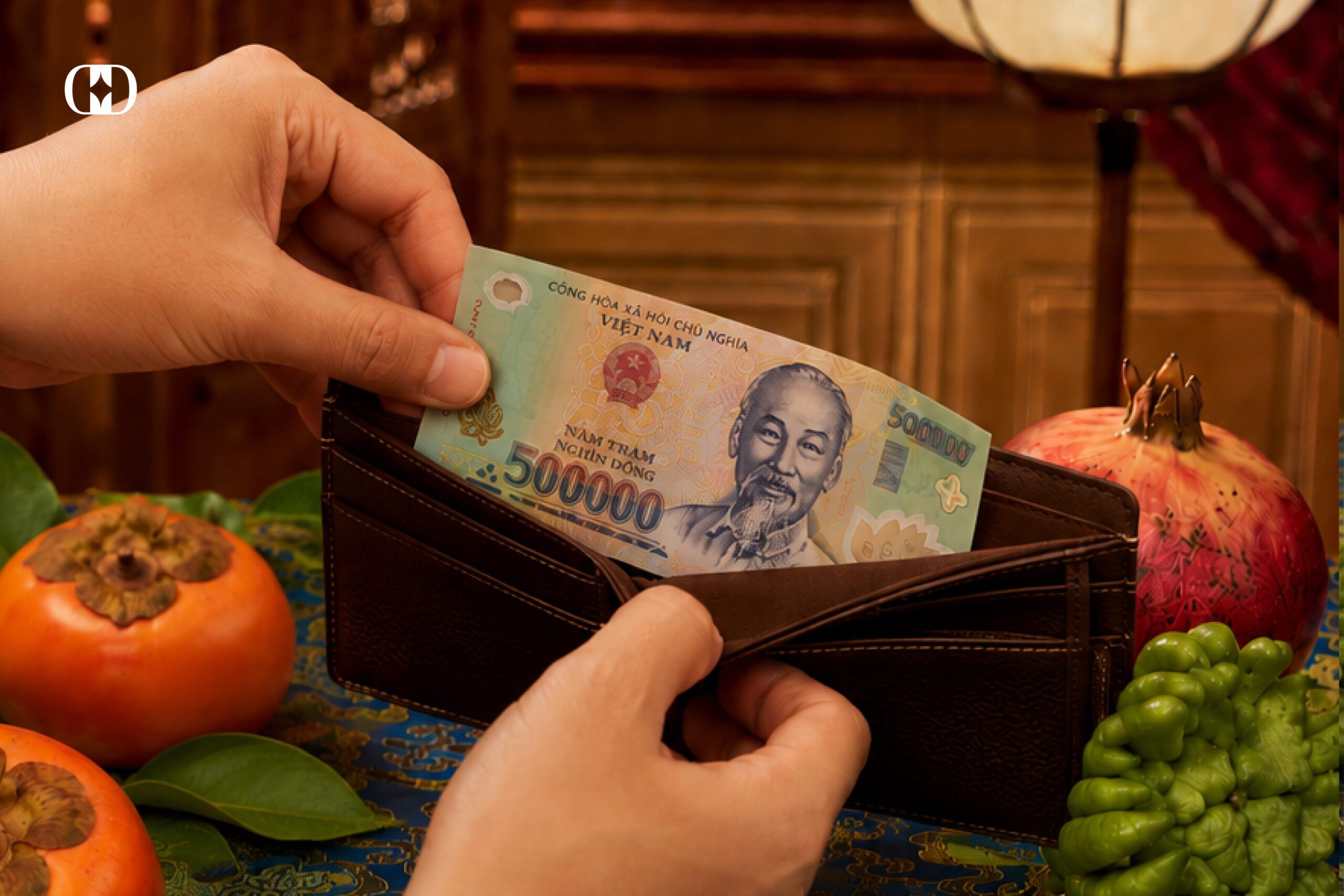 Tiền thắp hương (tiền lộc) đặt vào ví mang ý nghĩa xin vía tài lộc