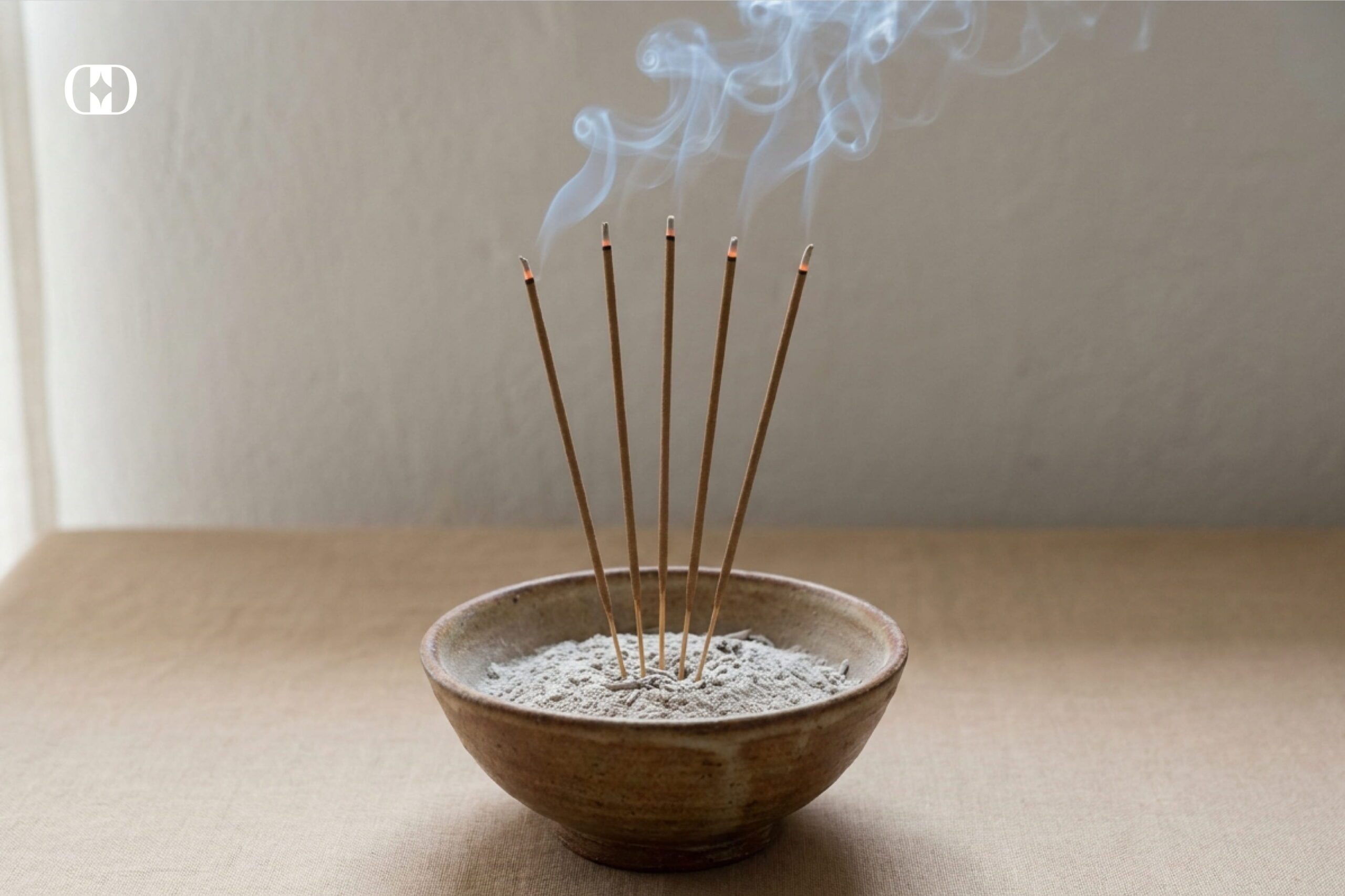 Lưu ý khi thắp 5 nén hương
